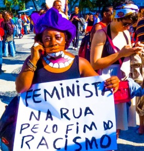 Pelo fim do racismo. Marcha das Vadias RJ 2013